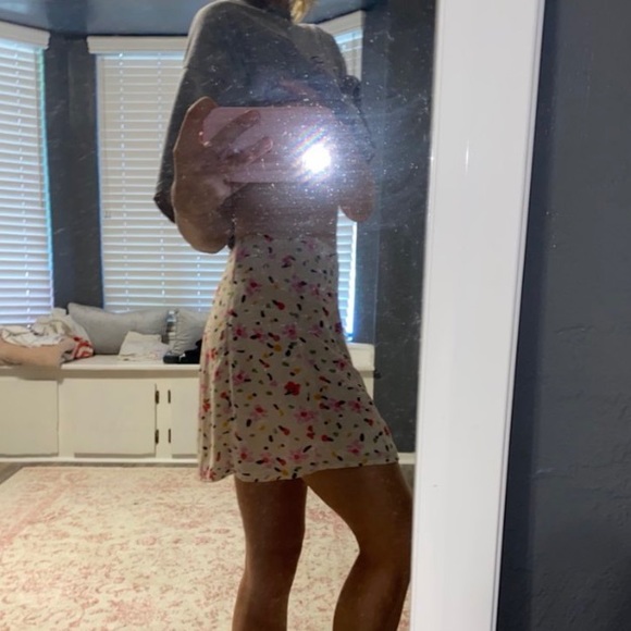 light pink floral princess polly mini skirt - Picture 3 of 4